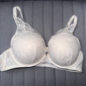 Lace Underwire Bra - Cream